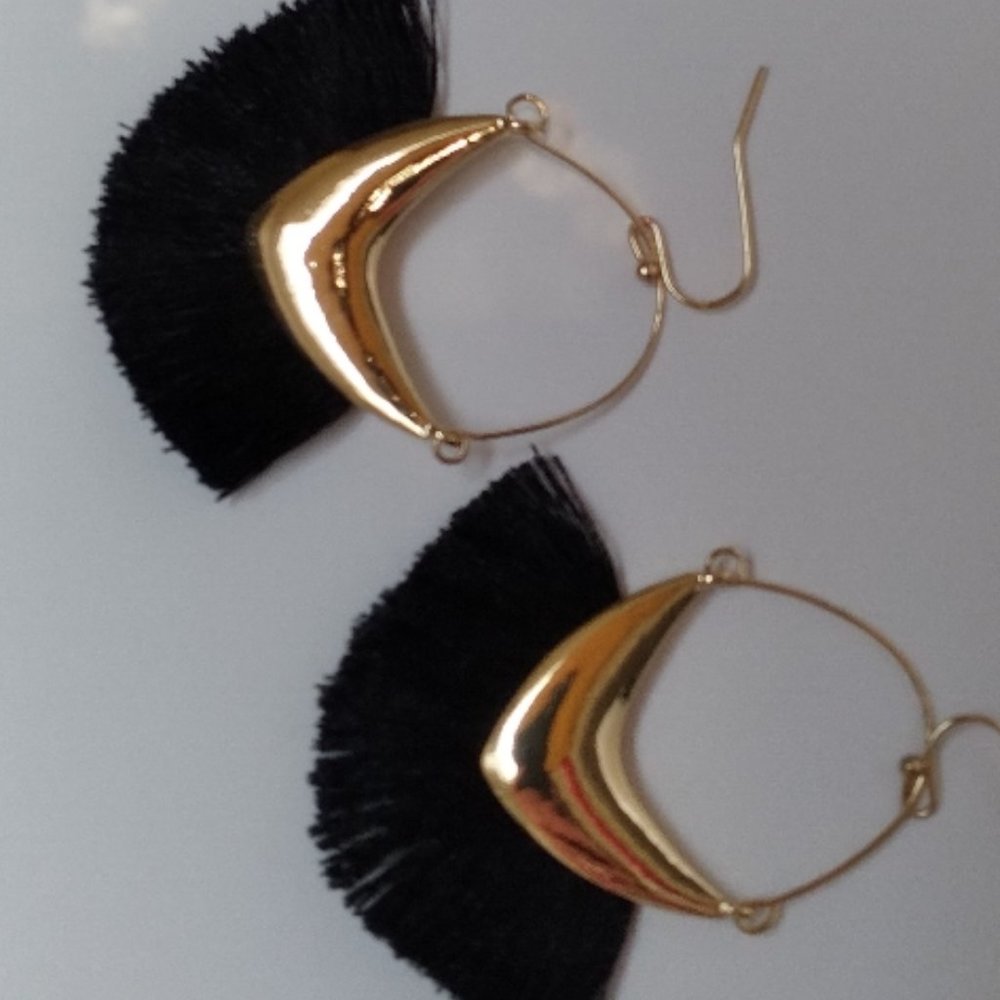 Gold Hoop  Fringe Earrings NWT